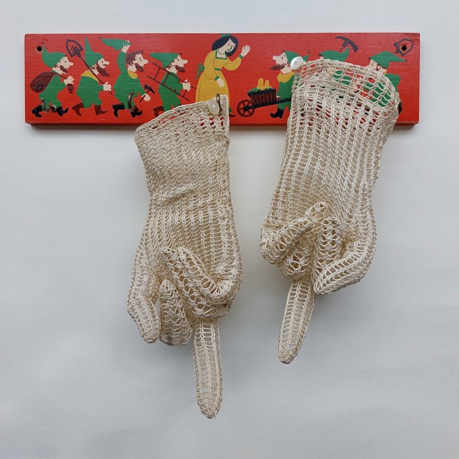 Schneewittchens Handschuhe, 2024